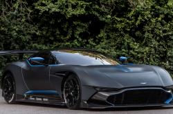 英雄联盟总决赛门票-跨界风暴，雷霆绝杀新疆夜，约基奇F1街道赛飙出篮球魂