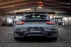 -绿茵场与木地板，欧冠决赛与活塞强压上海队的暗流涌动