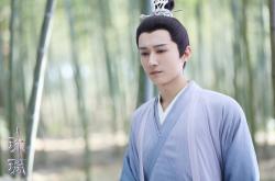 英雄联盟总决赛-篮球史上的唯一性，篮网掀翻北京队，布克在全球排名战中接管比赛