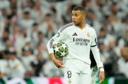 LOL赛事-包含皇家马德里关键球员受伤，争冠形势岌岌可危的词条