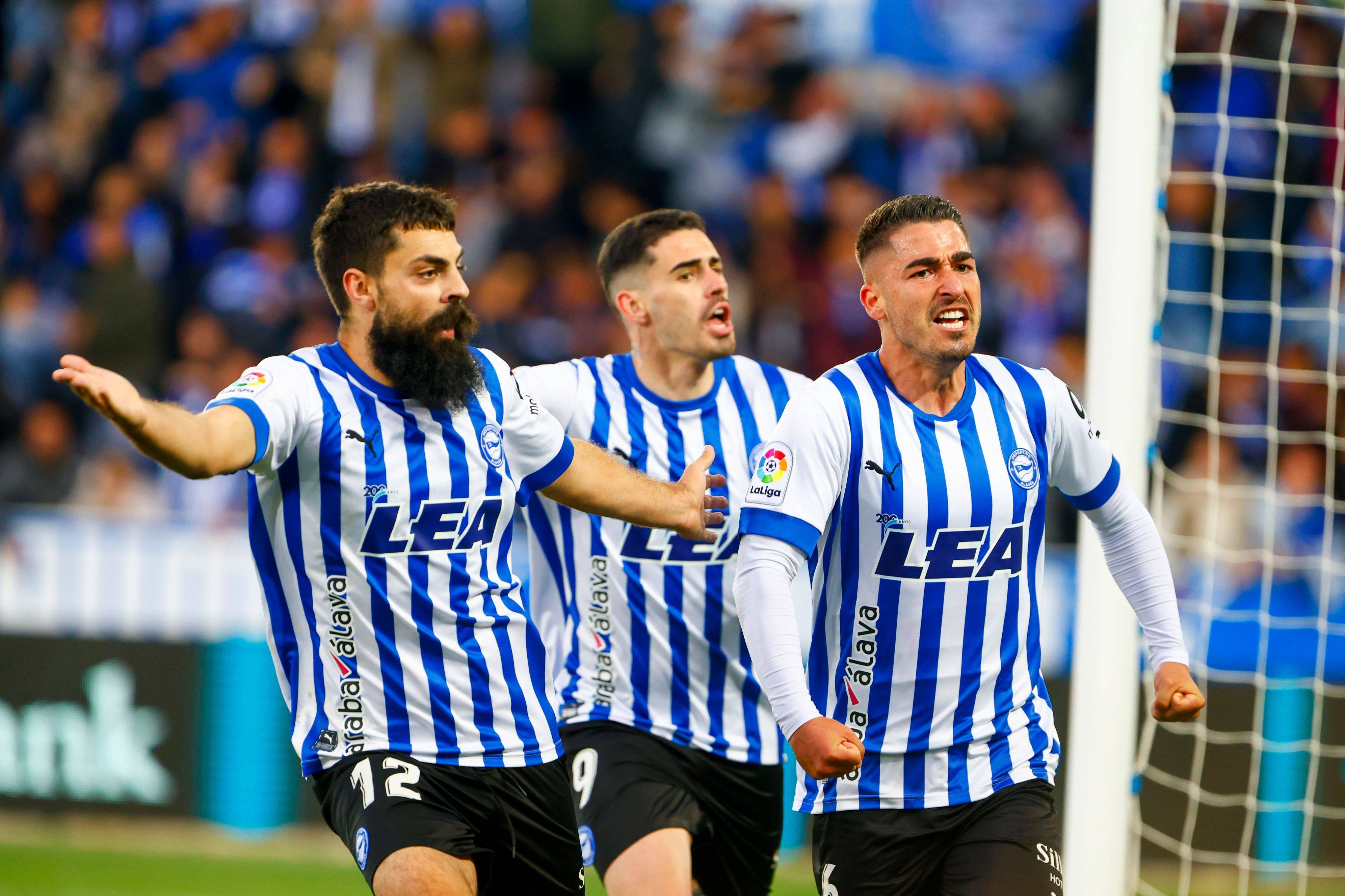 比利亚雷亚尔队员鼓舞士气，决心赢得下一场比赛的简单介绍