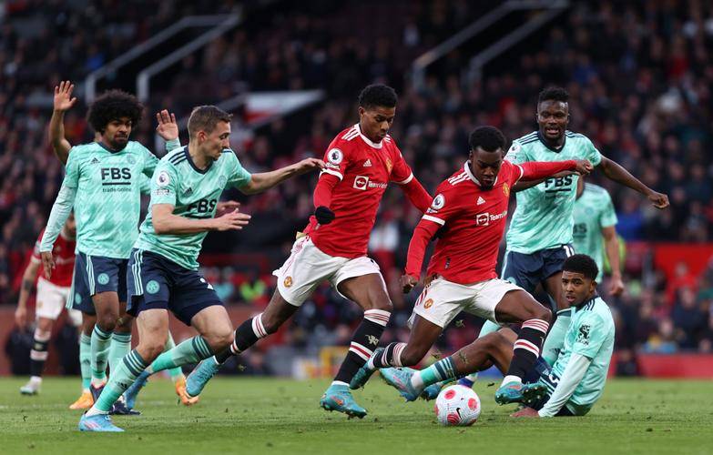 关于斯图加特对阵弗赖堡:双方都渴望胜利的信息 关于斯图加特对阵弗赖堡:双方都渴望胜利的信息