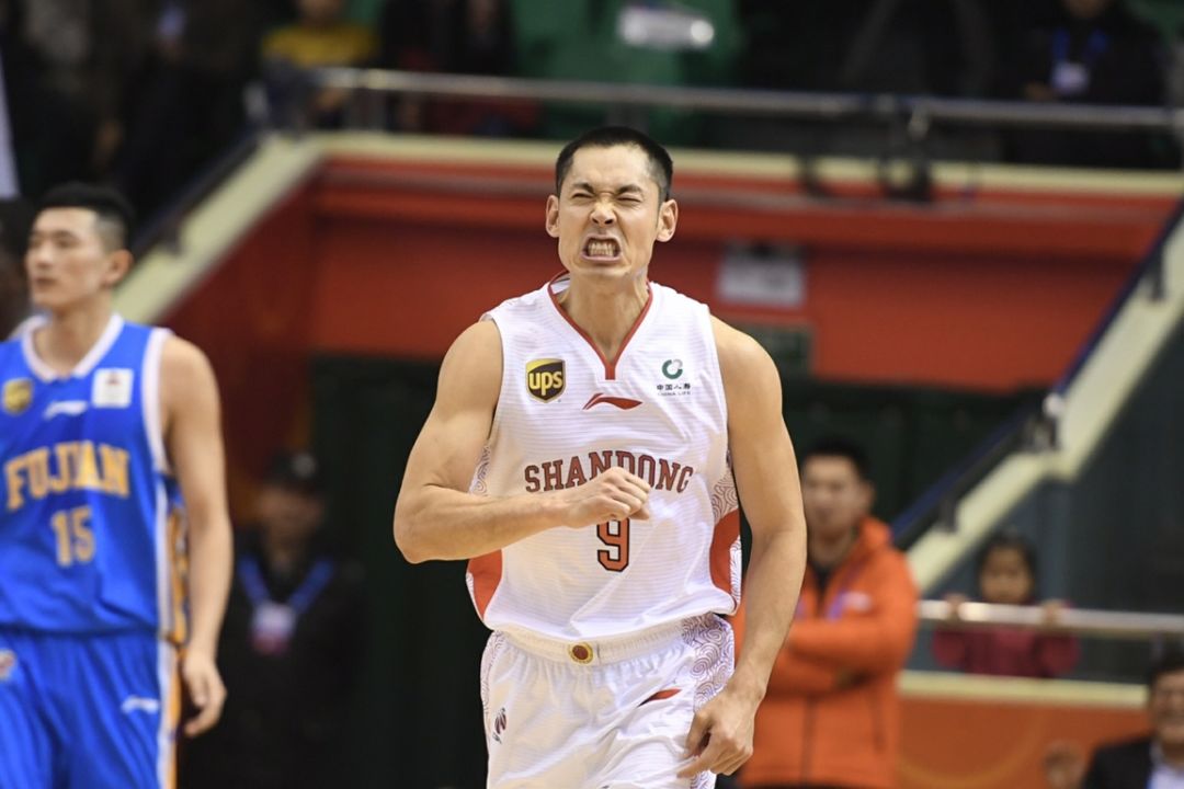 关于山东西王队轻松战胜上海鲨鱼队,迎来三连胜的信息 关于山东西王队轻松战胜上海鲨鱼队,迎来三连胜的信息