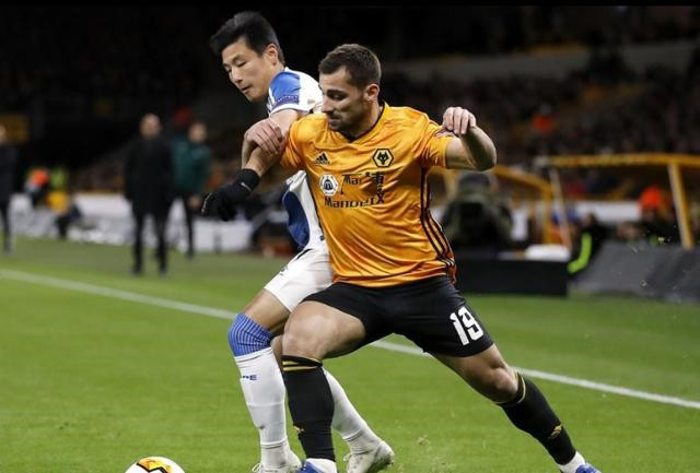 关于狼队-对阵告吹，难以取得破门机会的信息