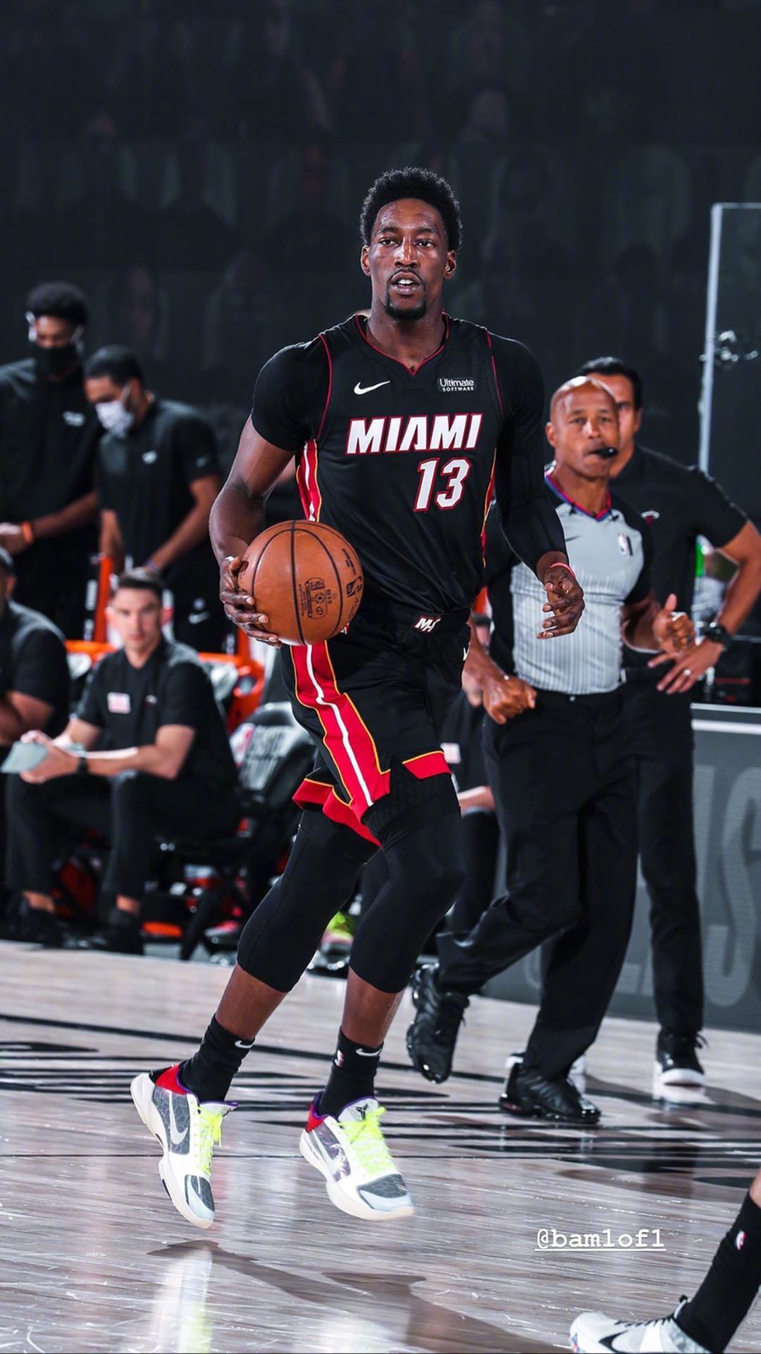 关于巴黎圣日耳曼横扫欧洲网球队，陶菲克打破历史纪录焦点之战总决赛，强势挺进下一轮的信息