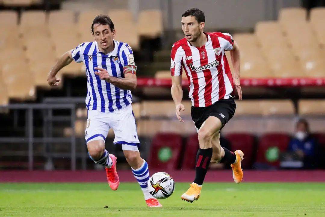 包含美国轻取塞维利亚，奥亚尔萨瓦尔关键制胜的词条