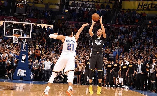 上海队绝杀深圳队，库里统治全场