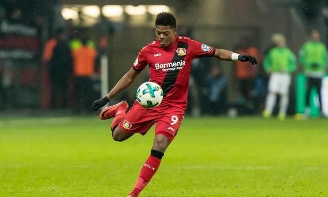 勒沃库森主场大胜,终结连败颓势 勒沃库森主场大胜,终结连败颓势