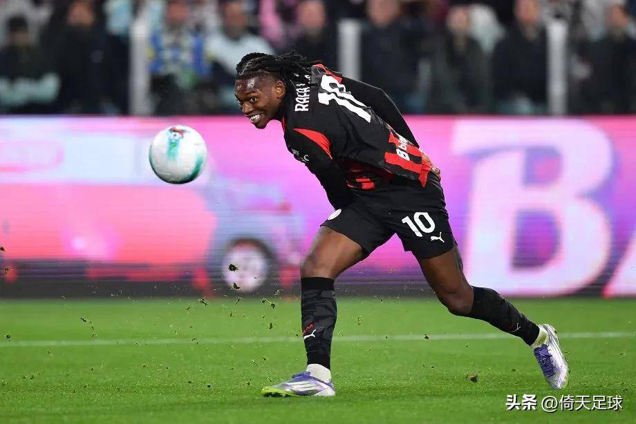 AC米兰豪取胜利,朝着冠军目标迈进! AC米兰豪取胜利,朝着冠军目标迈进!