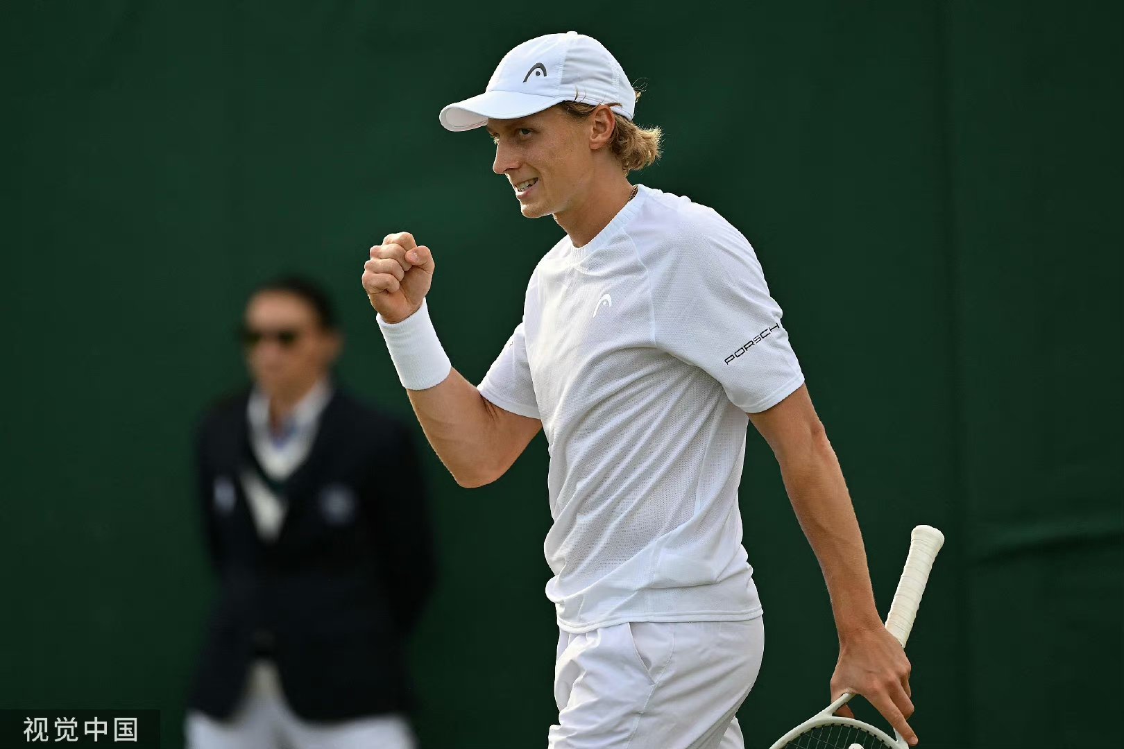 温网鏖战ATP总决赛,兹维列夫惊艳四座 温网鏖战ATP总决赛,兹维列夫惊艳四座