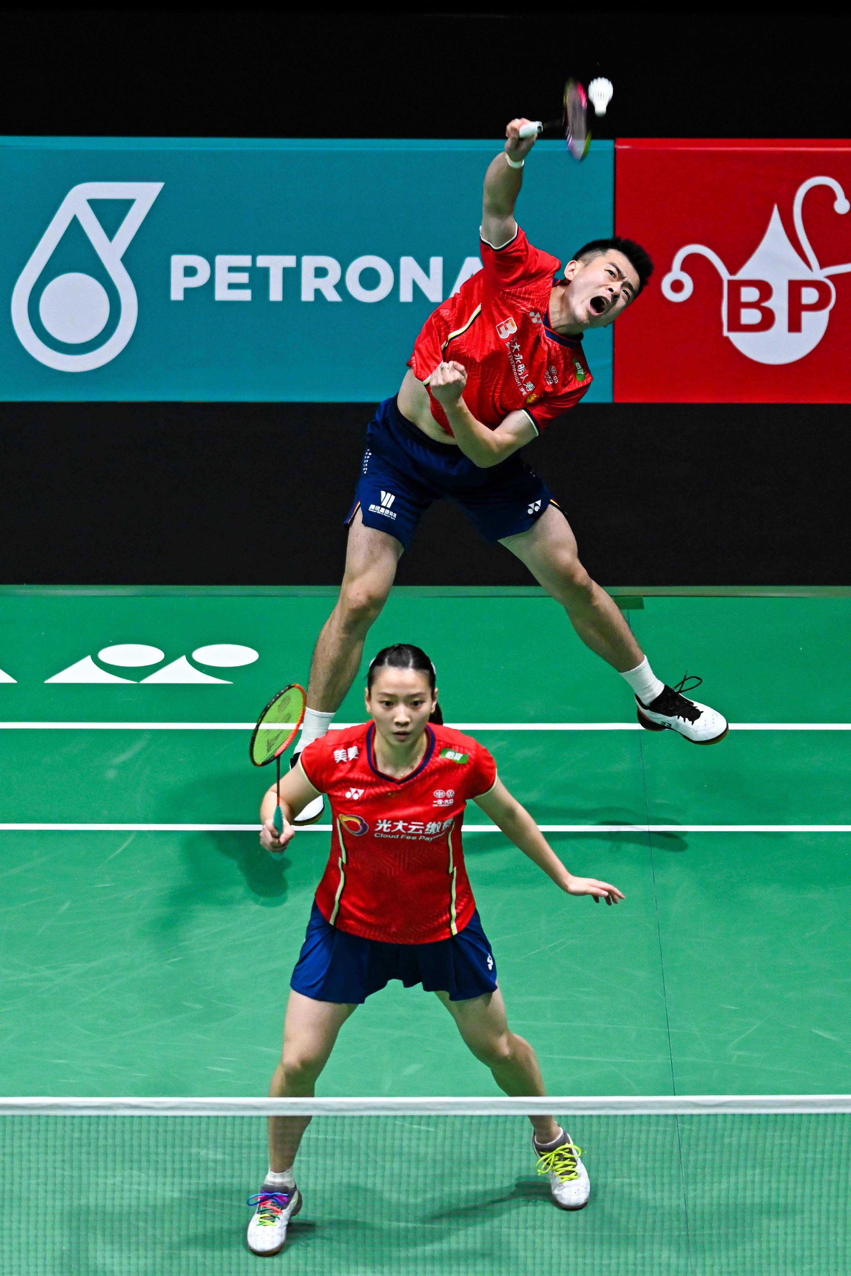 马来西亚队翻盘日本队，郑思维统治全场