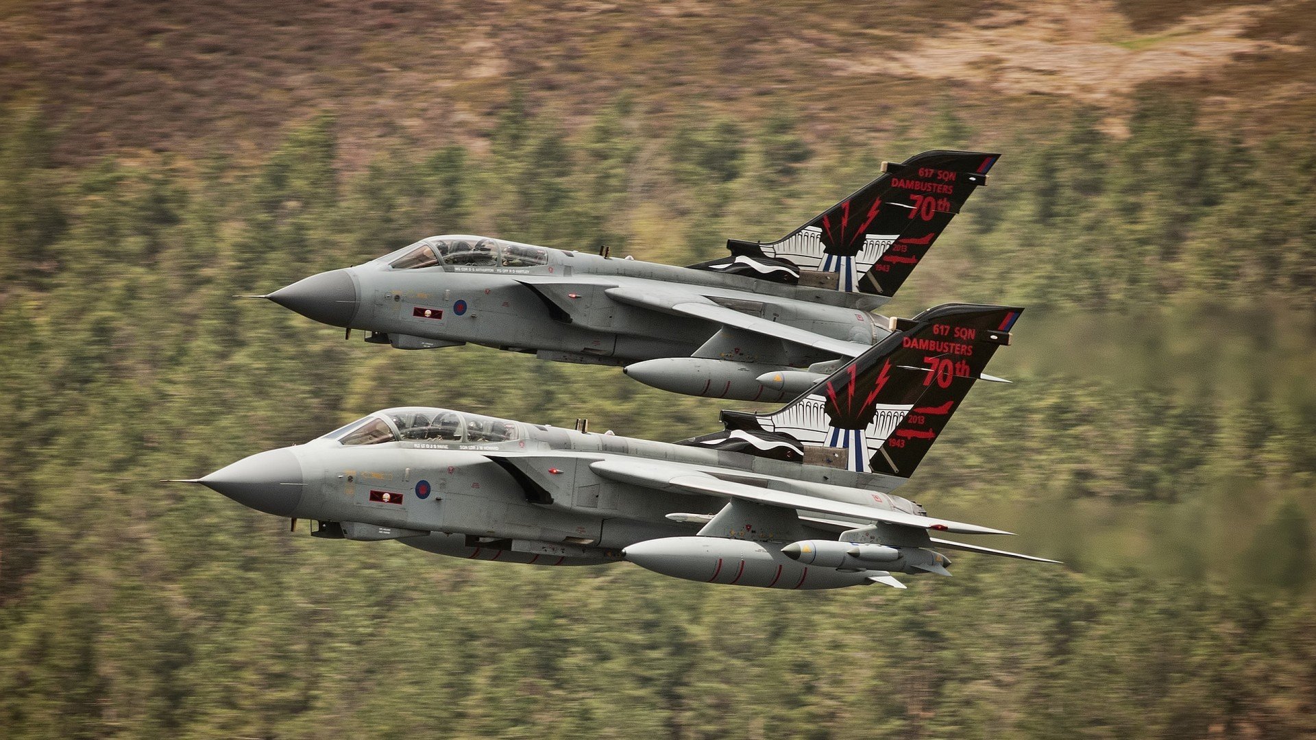 球场如战场，从澳大利亚终结伊朗到莱奥的西决接管时刻