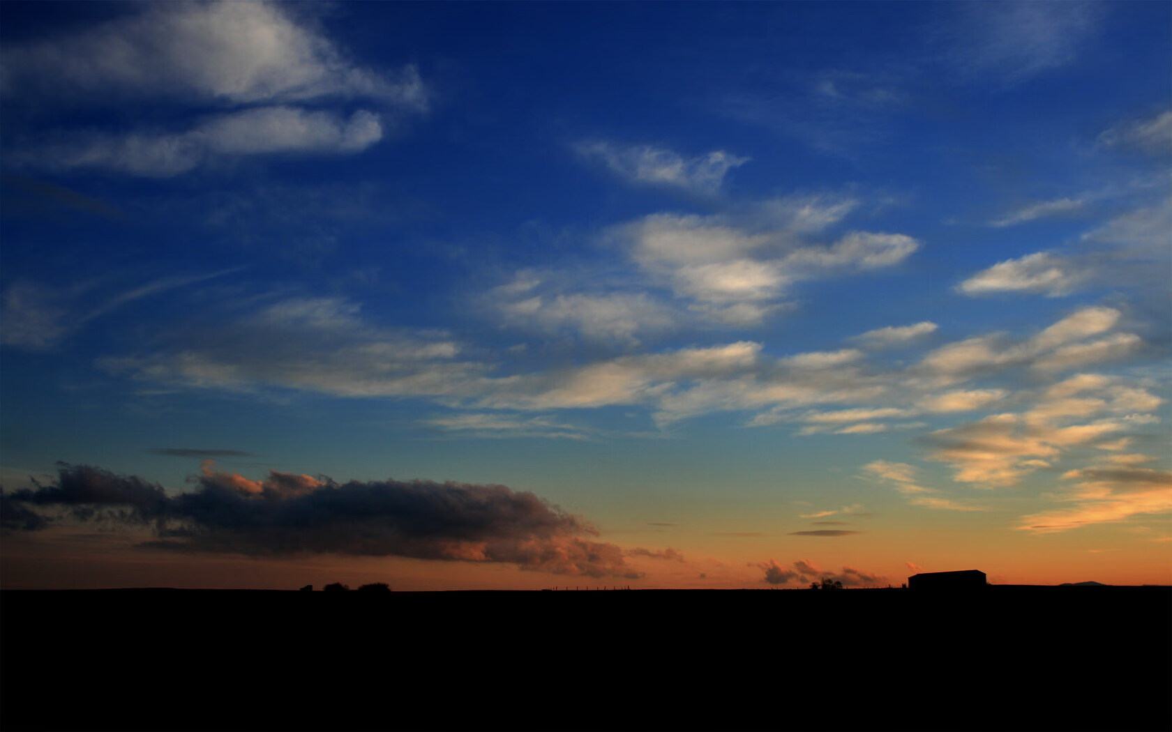 唯一性,拉文在湖人鏖战独行侠中,如何以个人星火点燃整片银河?