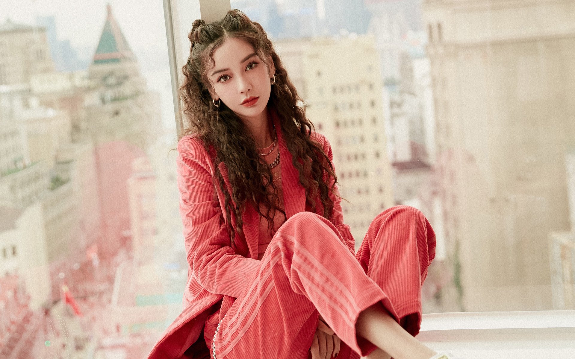 世纪锁链与红魔之巅,卡塞米罗生涯夜冻结比利时天王,梦剧场见证曼城王权动摇